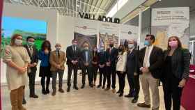 Autoridades del Ayuntamiento y la Diputación de Valladolid en Intur