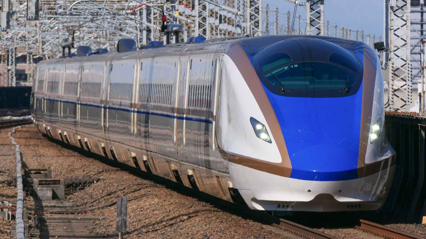 Series E7, mismo modelo de tren en ser operado sin maquinista en Japón