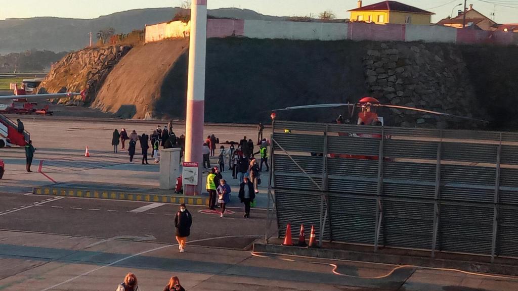 Una de las pasajeras del vuelo entre A Coruña y Bilbao: Todo sucedió muy rápido