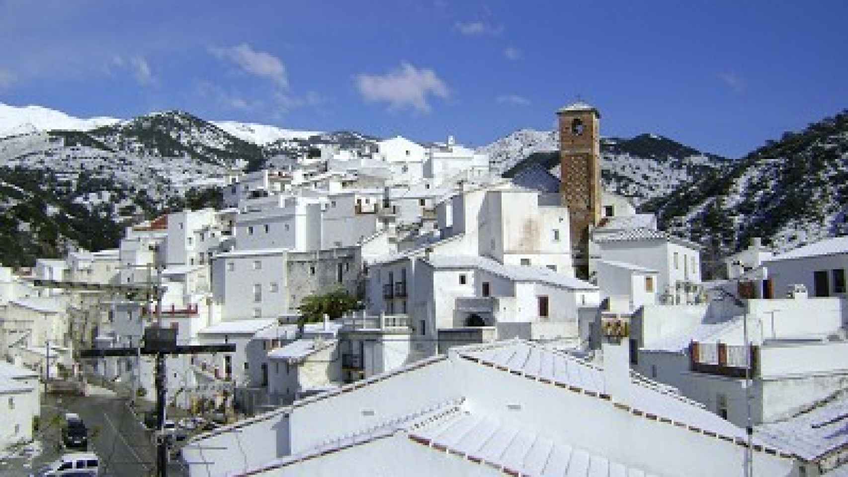 Vista general del municipio de Salares, el la Axarquía.