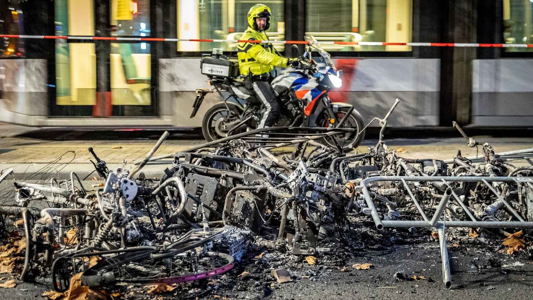 Rotterdam tras los disturbios.