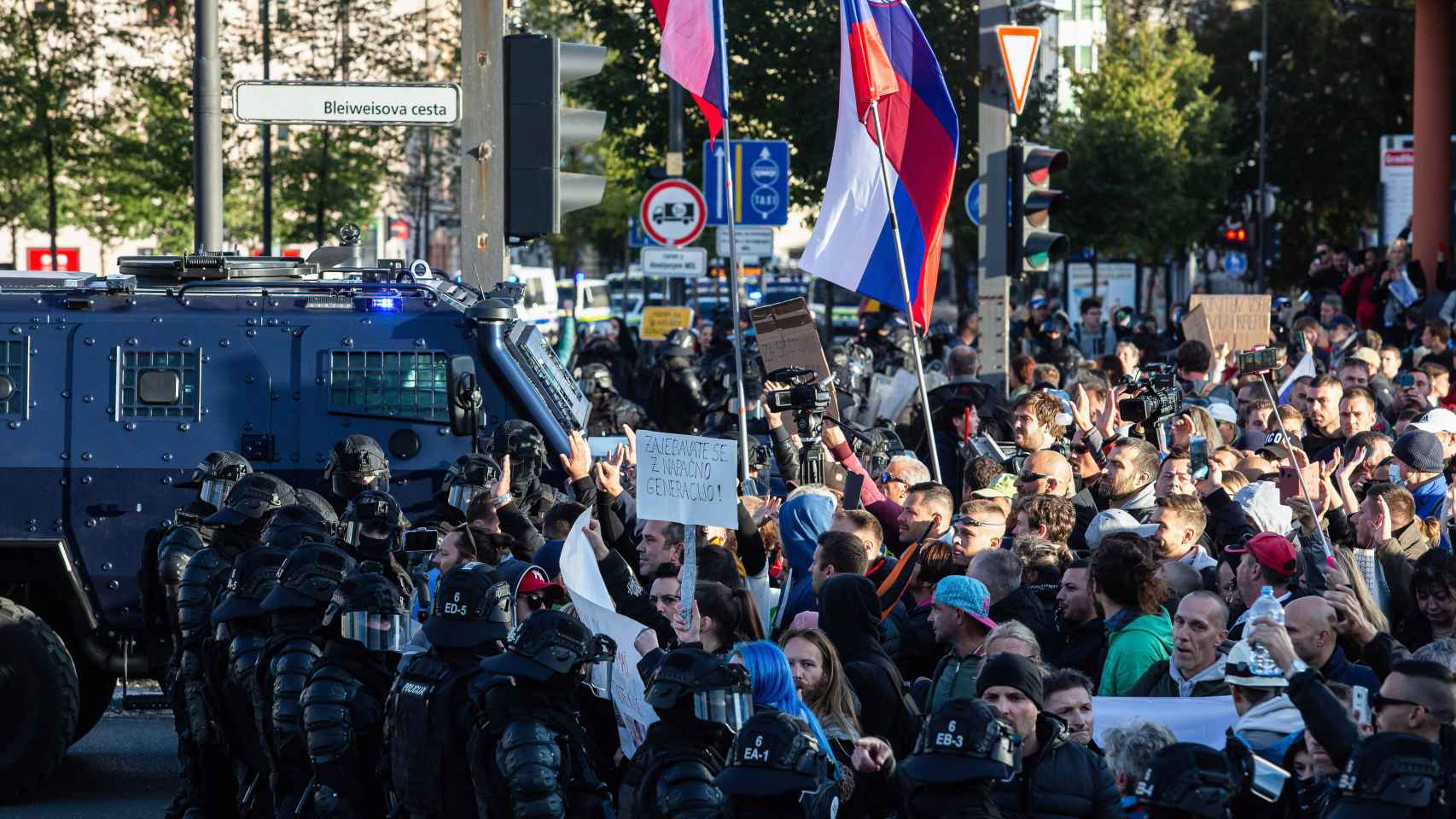 Manifestación en Eslovenia contra medidas Covid.