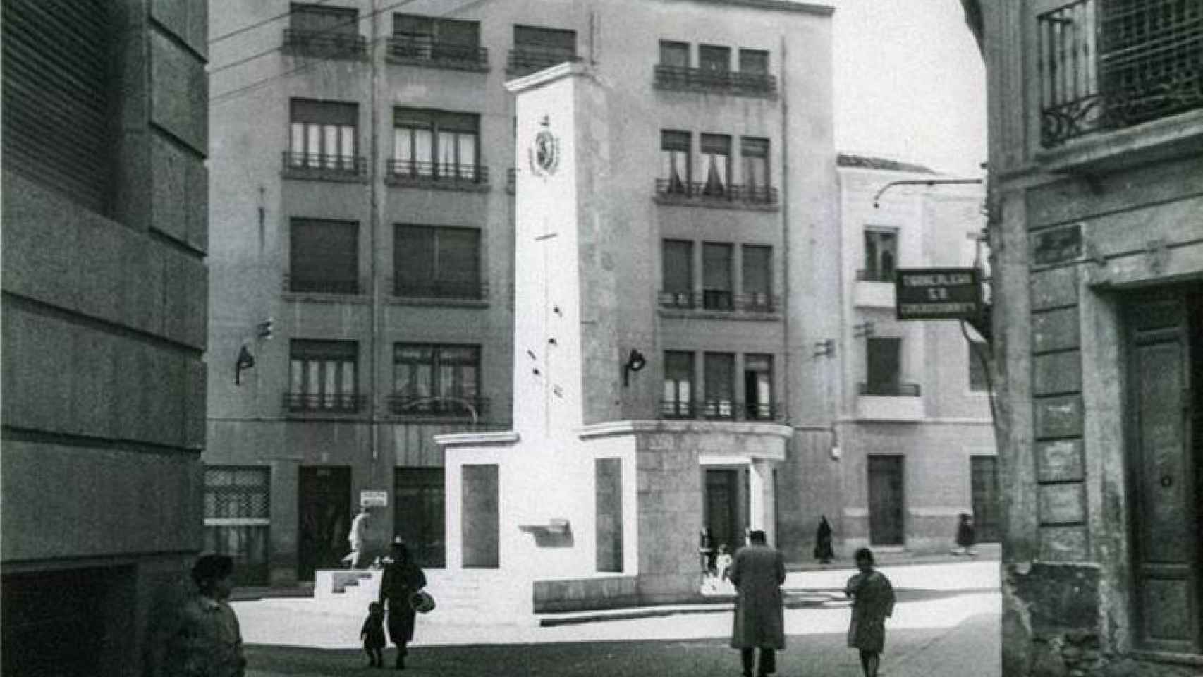 El antiguo monumento a los caídos de la División Azul, en 1966.
