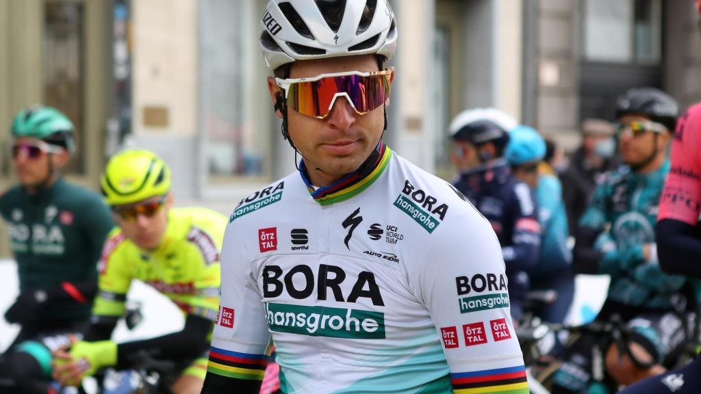 Peter Sagan durante una carrera en la temporada 2021