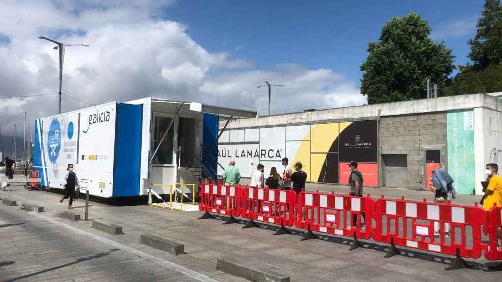 Imagen de archivo de un cribado frente al RC Náutico de Vigo, en verano de 2021