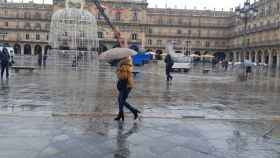 Plaza Mayor de Salamanca con lluvia