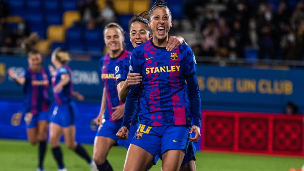 Jenni Hermoso celebra un gol con el FC Barcelona Femenino en la temporada 2021/2022