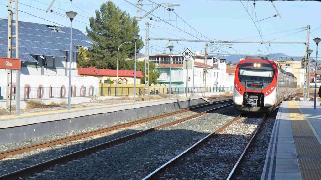 Imagen de archivo de un tren de Cercanías en Málaga.