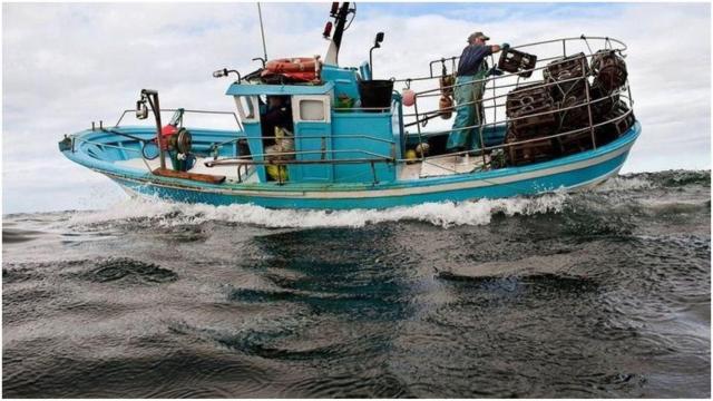 Pescadores en Muros (A Coruña).