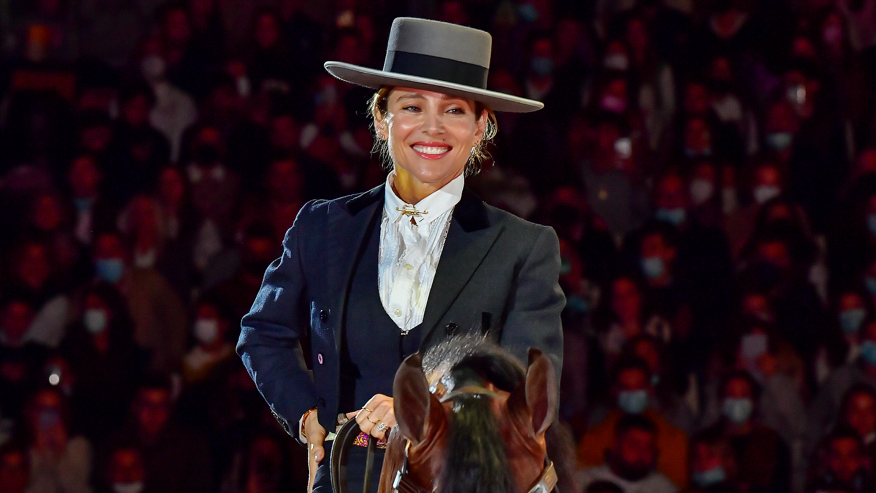 Elsa Pataky ha volado este fin de semana de Australia a Sevilla para recibir un premio en Sicab.