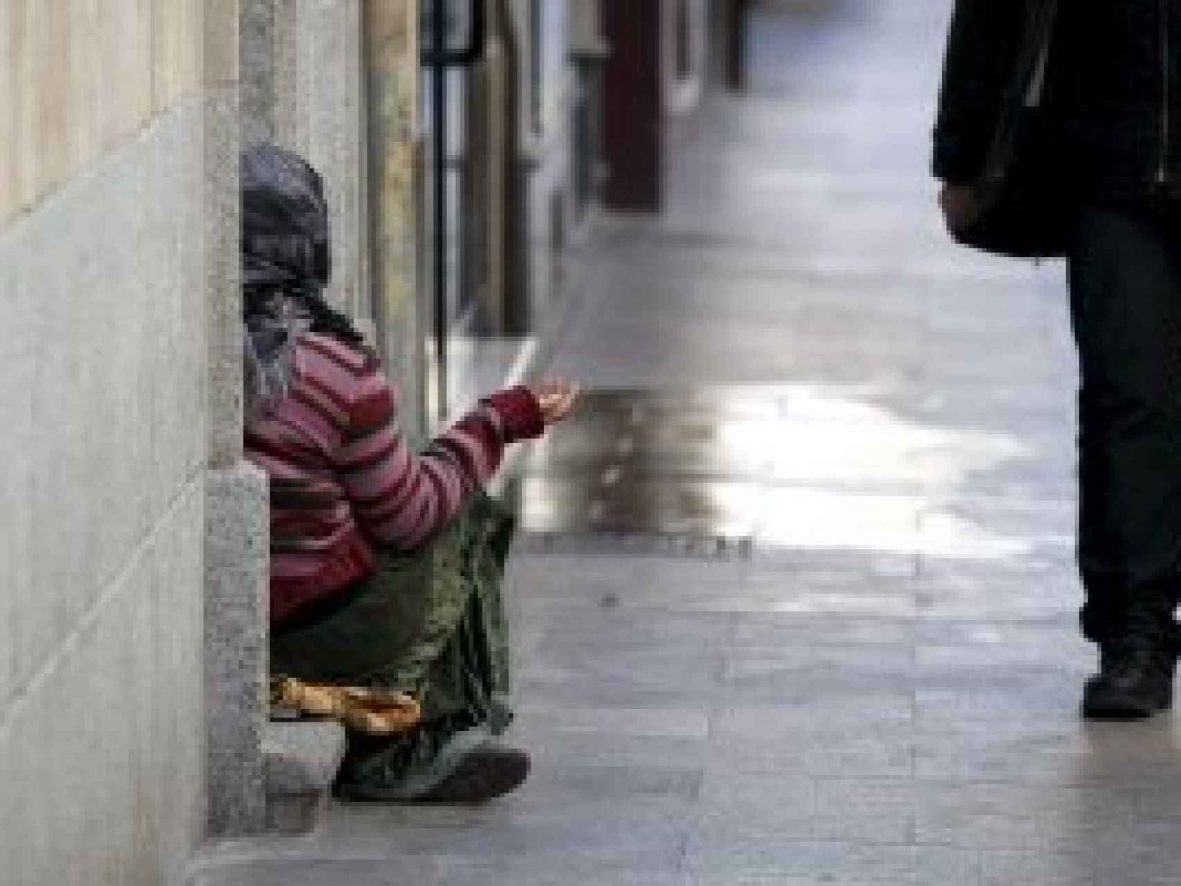 Una mendigo pidiendo limosna, en una imagen de archivo.