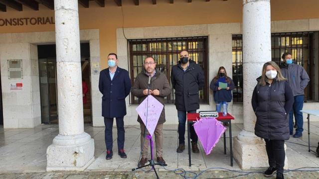 Recuerdo a las víctimas de violencia de género en Tordesillas