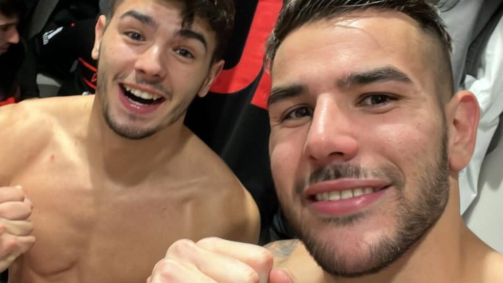 Brahim y Theo Hernández celebran una victoria con el Milan