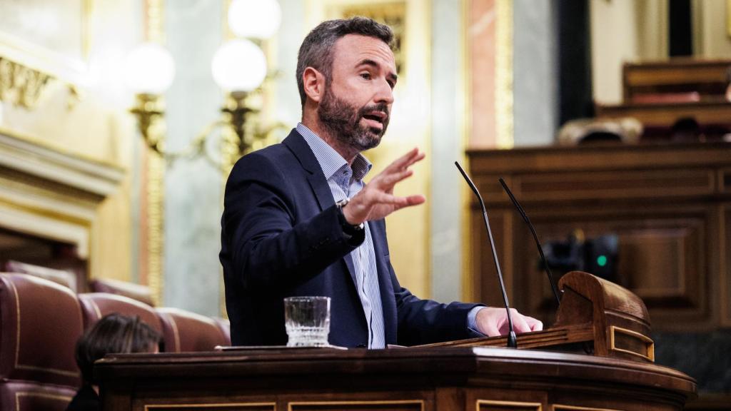 El diputado de Ciudadanos en el Congreso, Guillermo Díaz, interviene en una sesión plenaria en el Congreso de los Diputados.