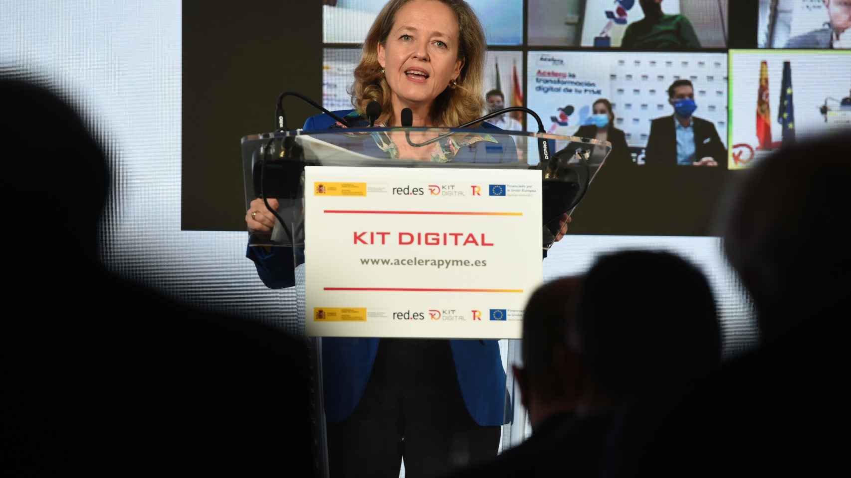 La vicepresidenta primera y ministra de Asuntos Económicos, Nadia Calviño, interviene en la presentación del Kit Digital en Ifema.