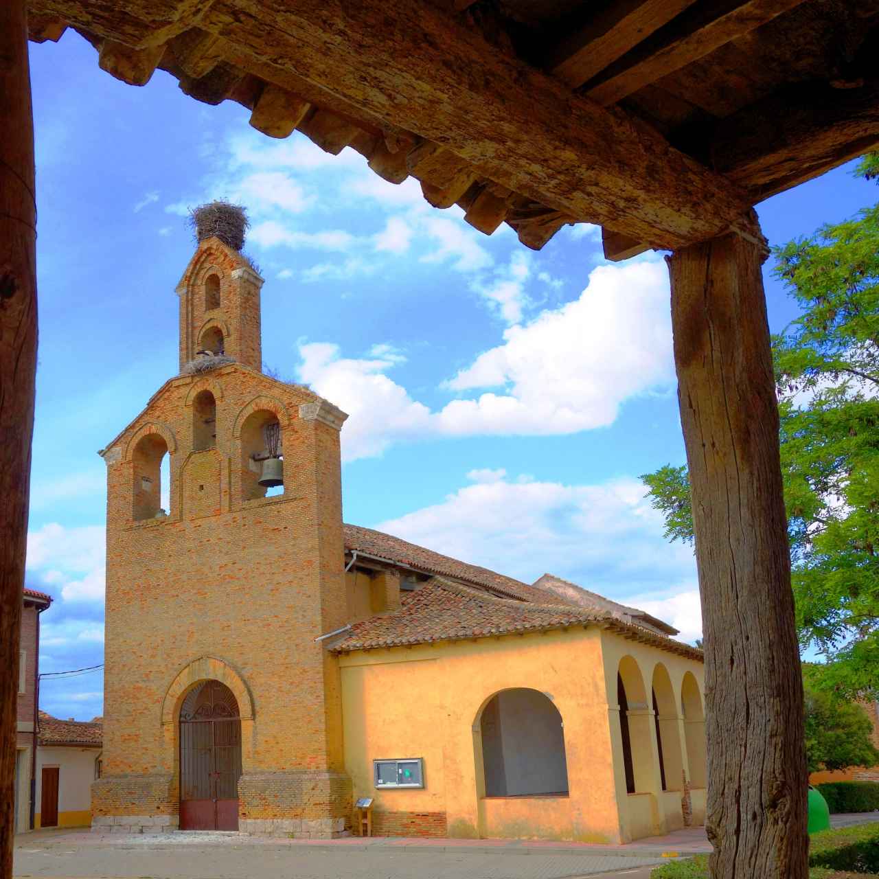 Iglesia de San Juan en Villalón de Campoos