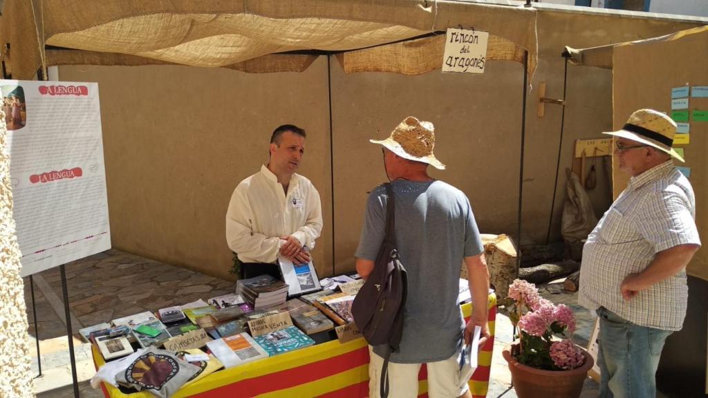 Dabi Lahiguera en un encuentro promocionando el aragonés.