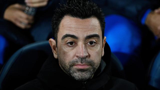 Xavi Hernández, en el banquillo del FC Barcelona