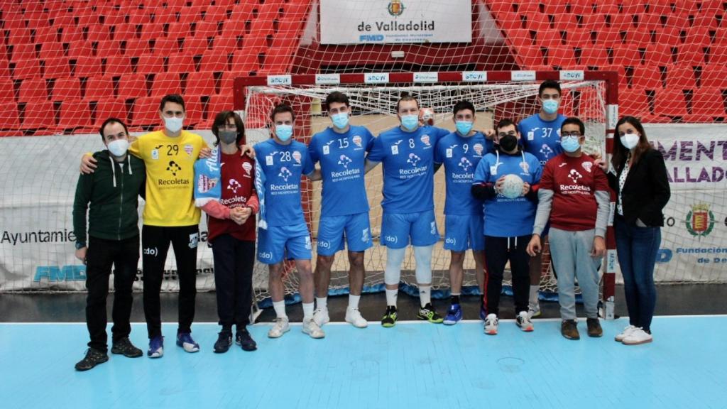 Visita de alumnos de 'El Corro' al Atlético Valladolid