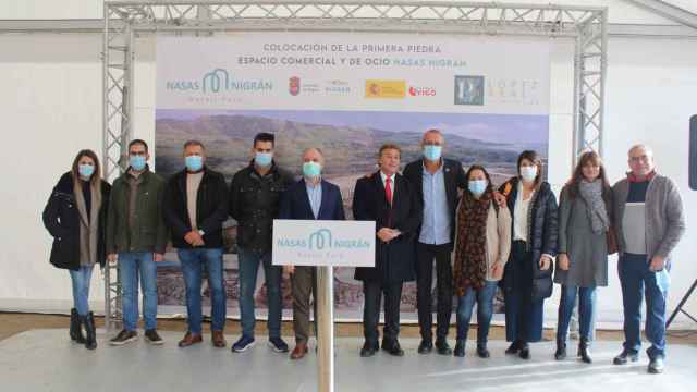 Colocación de la primera piedra del parque comercial ‘Nasas’ en Porto do Molle