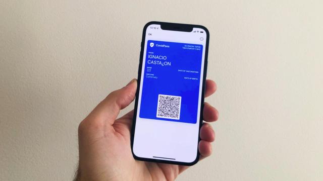 El pasaporte Covid en un iPhone.