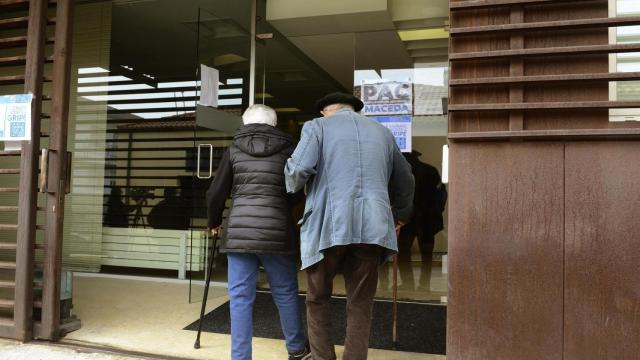 Galicia arranca con la dosis de refuerzo para el grupo de entre 60 y 69 años