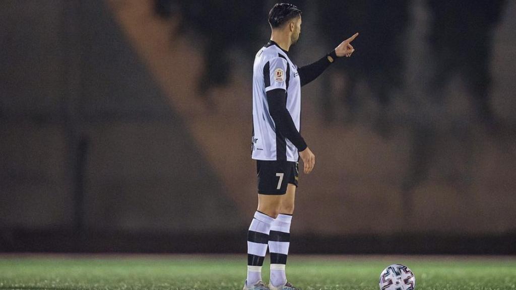 Isaac Manjón durante un partido de Copa del Rey con el Haro Deportivo