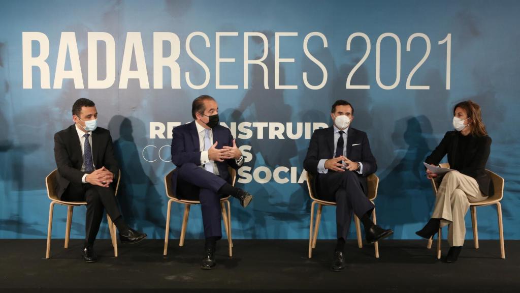 Mesa de debate en el encuentro 'Radar SERES 2021'.