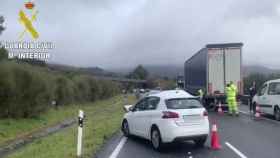 Un accidente múltiple entre seis vehículos en A Cañiza (Pontevedra) se salda sin heridos