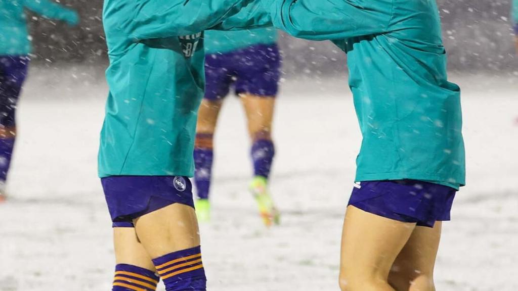 Esther González celebra el triunfo y el pase a los cuartos de final de la Women's Champions League.