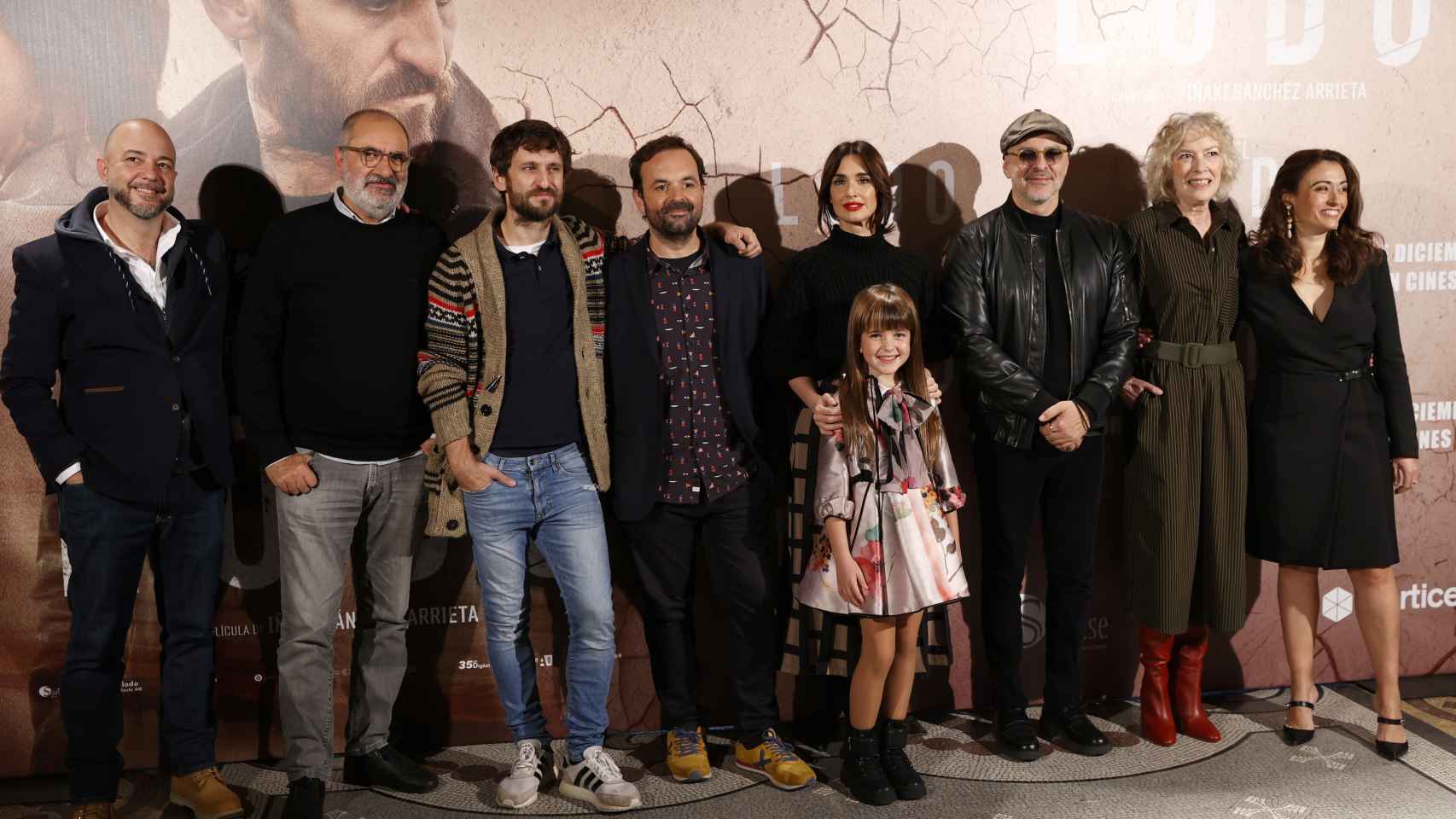 El elenco de 'El lodo' durante la presentación de la película en Madrid.