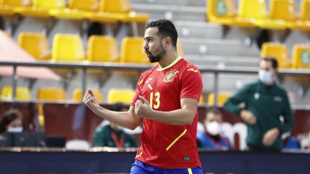 Chino con la Selección Española de Fútbol Sala. Foto: Twitter @20Chino20