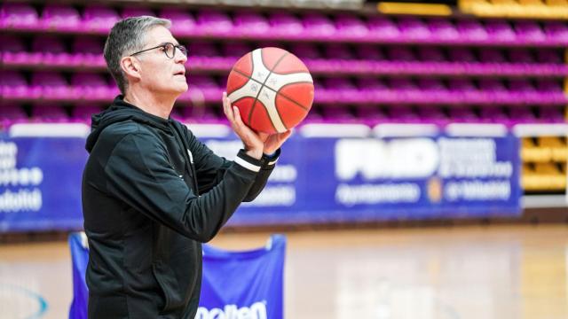 Roberto González, entrenador del UEMC Real Valladolid