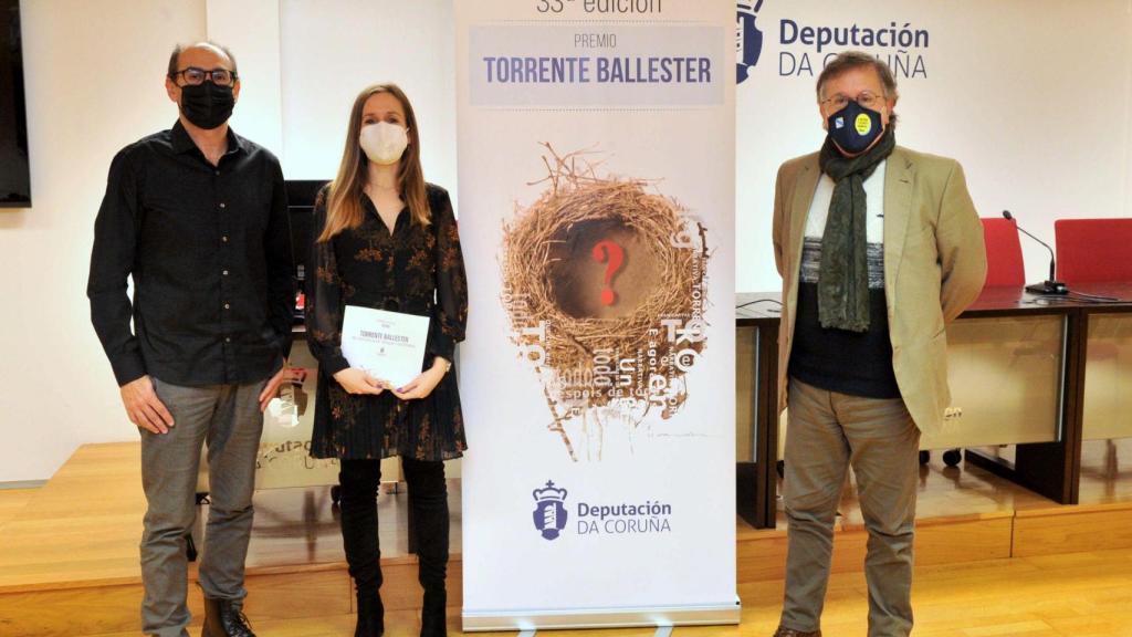María Cureses y Raúl Santos ganan el Premio Torrente Ballester de la Diputación de A Coruña