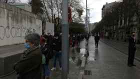 Más de dos horas y media de cola en el Náutico de Vigo para la realización de pruebas PCR