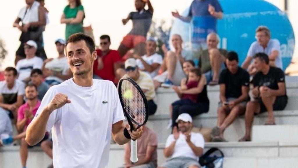 Bernard Tomic celebra una victoria en el Rafa Nadal Open Banc Sabadell