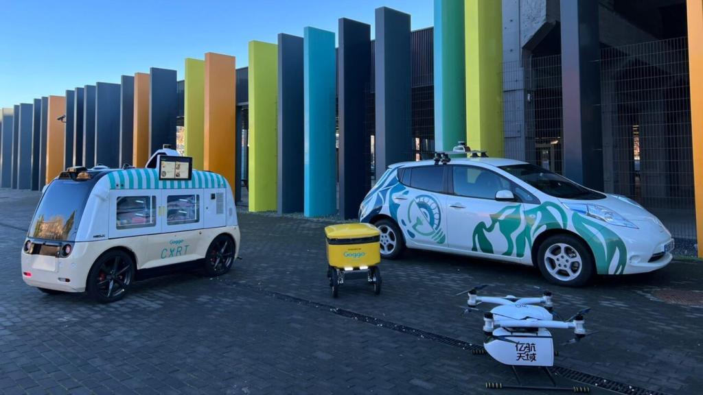 Un vehículo autónomo, un foodtruck autónomo y un dron y un robot de reparto que se probarán en Madrid