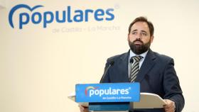 Paco Núñez, presidente del PP de Castilla-La Mancha, este lunes en rueda de prensa. Foto: Óscar Huertas