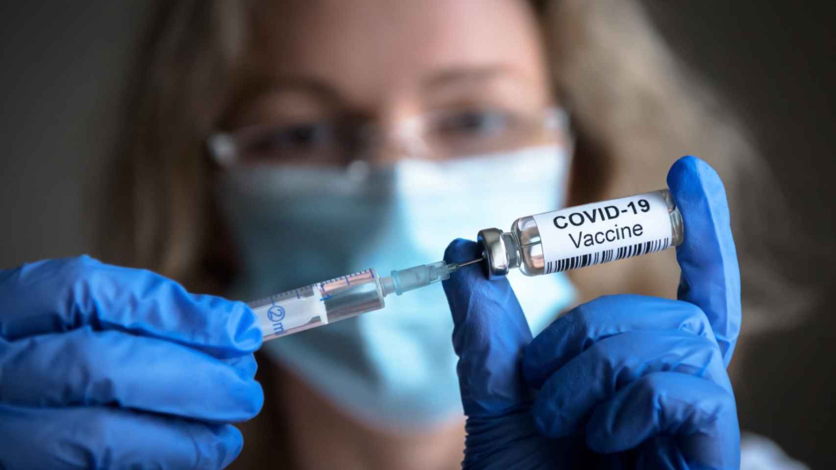 Vial con la vacuna contra la Covid-19, en imagen de archivo.