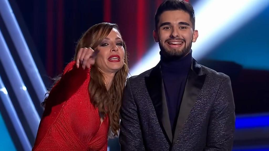 Julio Benavente con Eva González en la semifinal de 'La Voz'