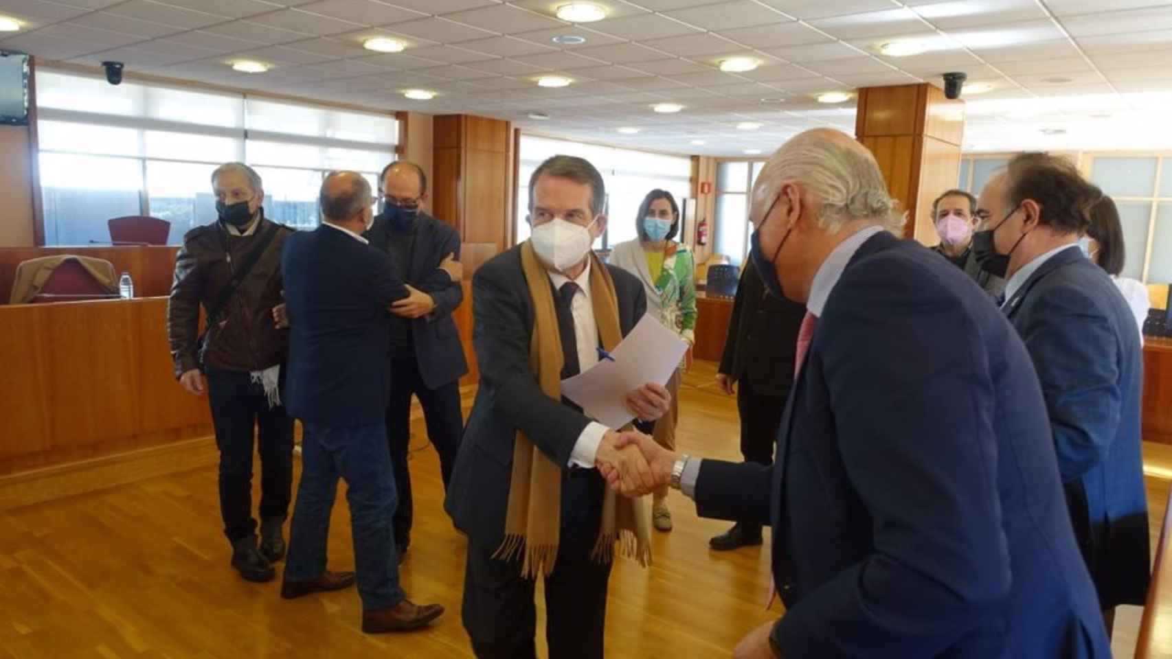 El alcalde de Vigo, Abel Caballero, tras la reunión del Patronato de la Fundación Laxeiro.