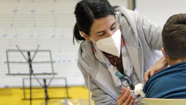 Vacunación en un centro de salud de la Comunidad Valenciana, este miércoles.