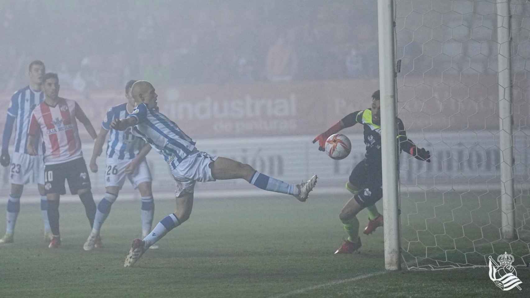 Momento del primer gol de Guiridi Foto: Twitter Real Sociedad
