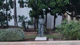 Nueva ubicación de la escultura de Ibn Gabirol en Málaga.