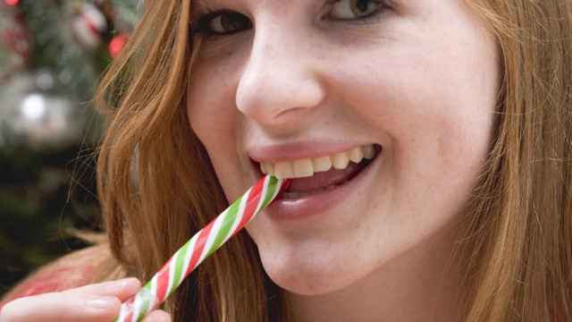 El exceso de dulces y carbohidratos perjudica a la salud dental en Navidad.