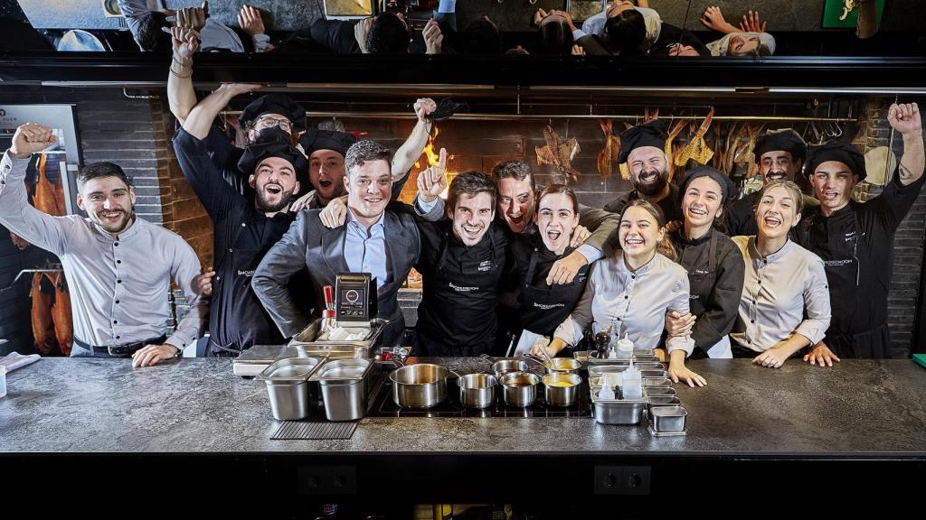 Equipo de Smoked Room, el nuevo 2 estrellas Michelin de Madrid