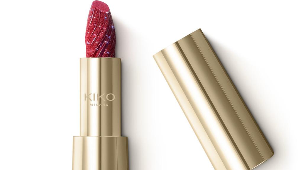 A holiday fable enchanting lipstick.