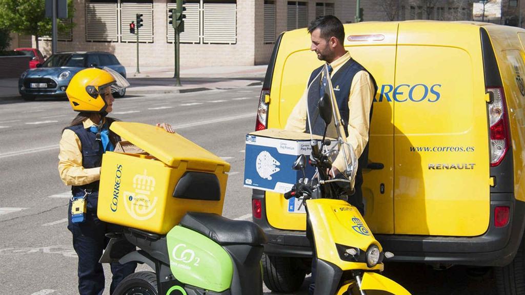 Empleados de Correos.