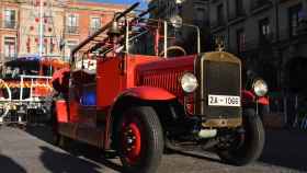 El primer camión de bomberos de Zamora
