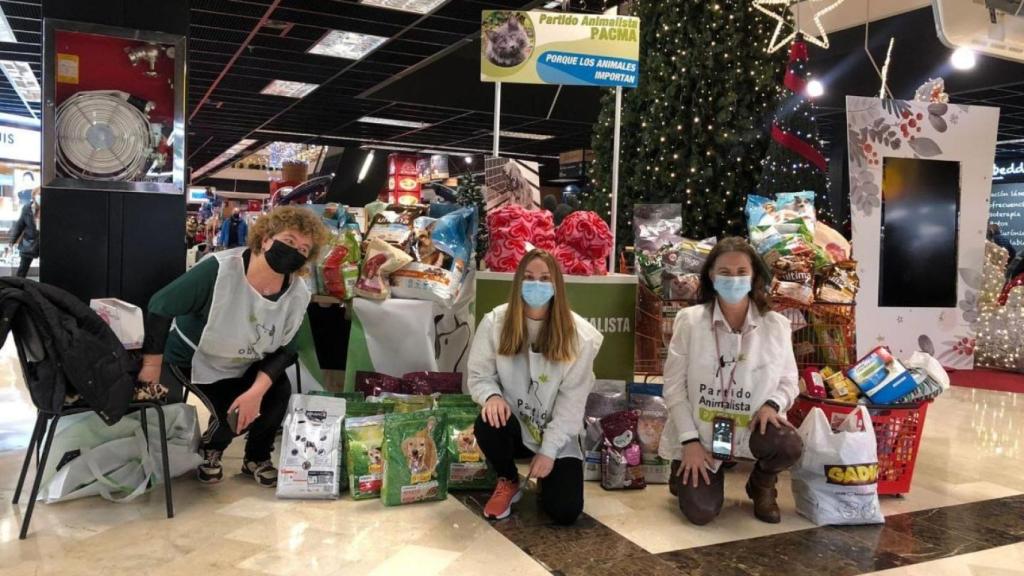 Recogida de alimentos en el Centro Comercial de Cuatro Caminos